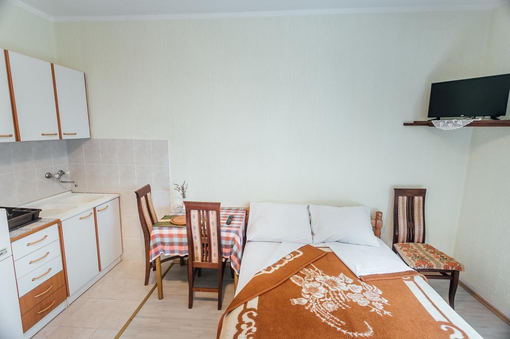 Guest House Bajceta Herceg Novi Eksteriør billede