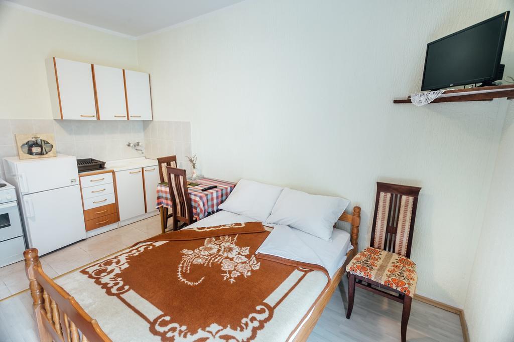 Guest House Bajceta Herceg Novi Eksteriør billede