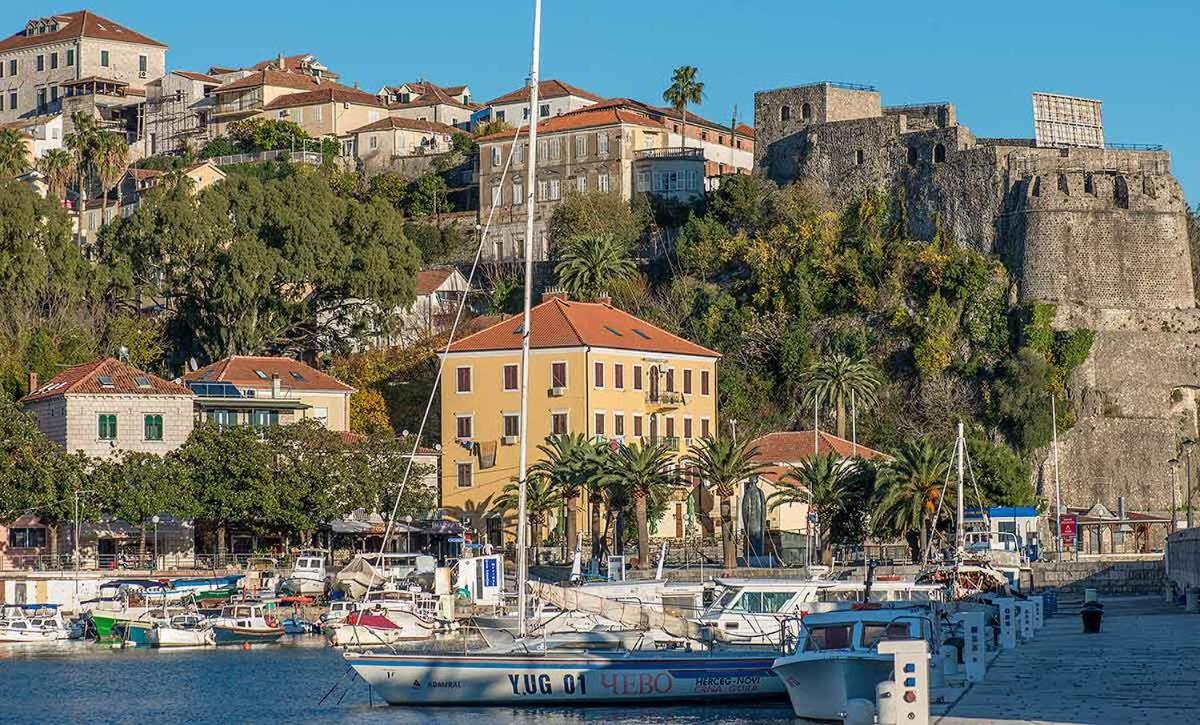 Guest House Bajceta Herceg Novi Eksteriør billede