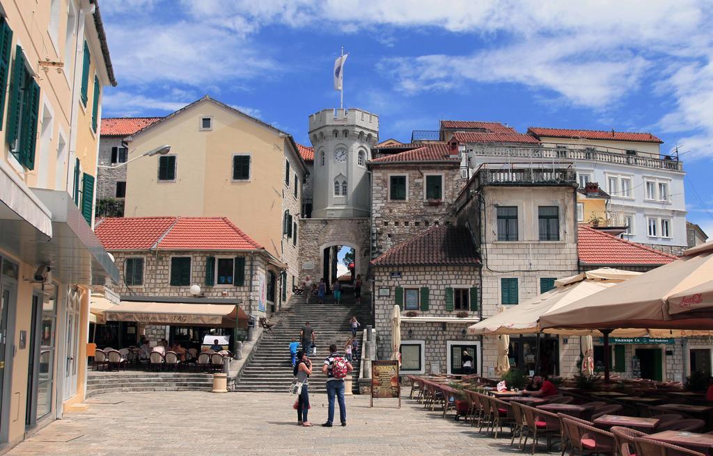 Guest House Bajceta Herceg Novi Eksteriør billede
